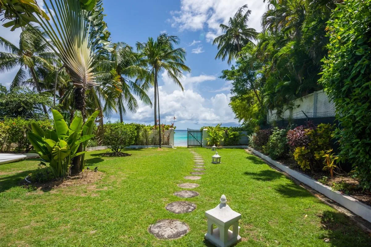 Weston House - The Garden, 5-bedroom villa for rent in St James, Barbados - photograph 5