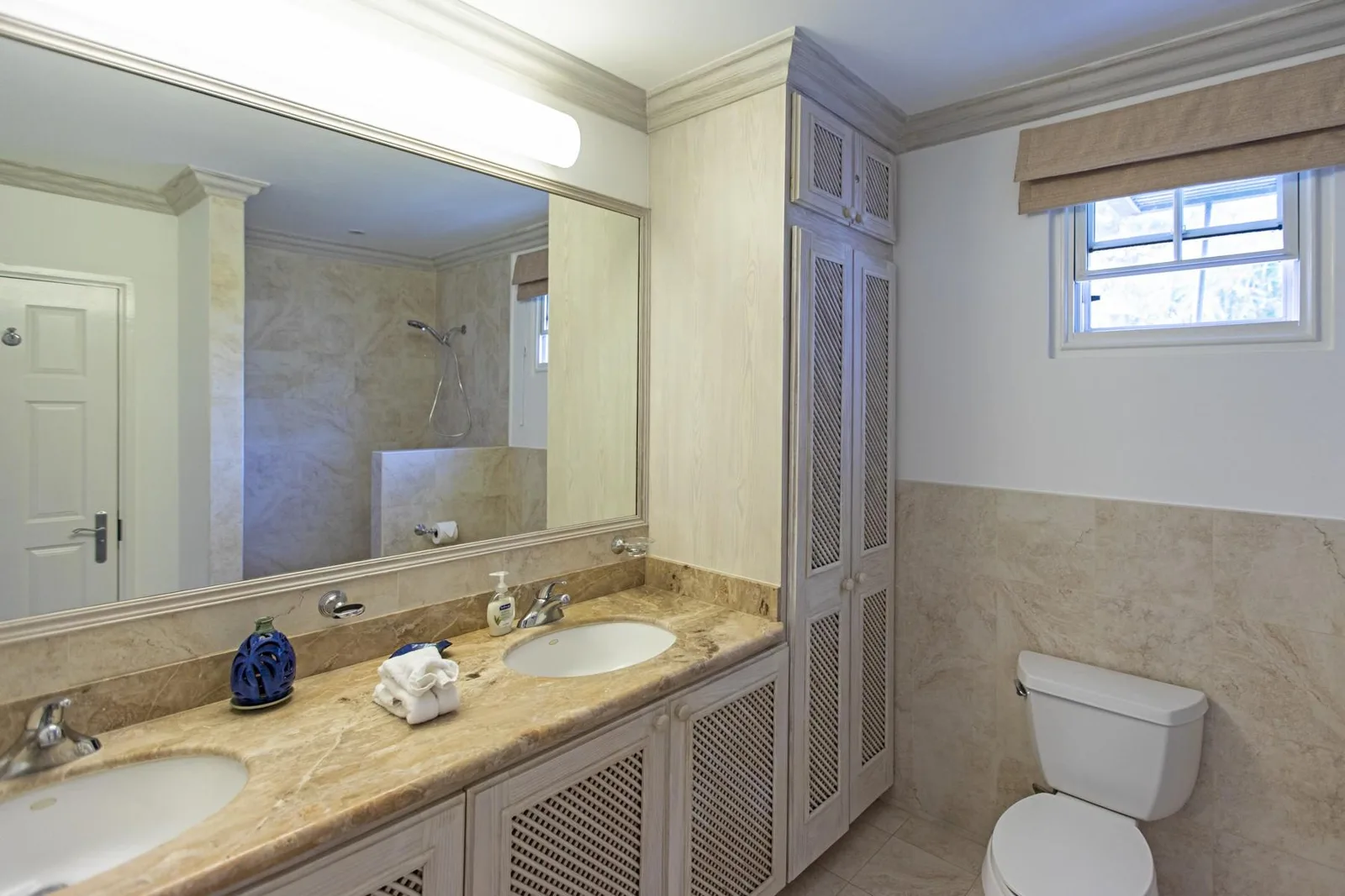 Blue Haven Summerland 201 - Prospect, 3-bedroom apartment for rent in St James, Barbados - photograph 2