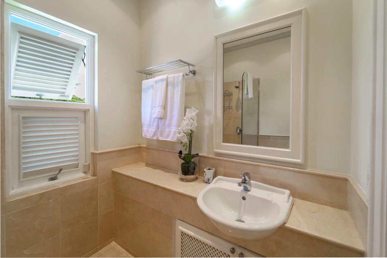 Blue Waters - Sugar Hill, 5-bedroom villa for rent in St James, Barbados - photograph 14