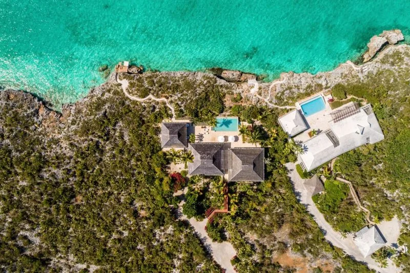 Luxury Oceanfront Villa, 4-bedroom villa for sale in Providenciales, Turks & Caicos - photograph 17