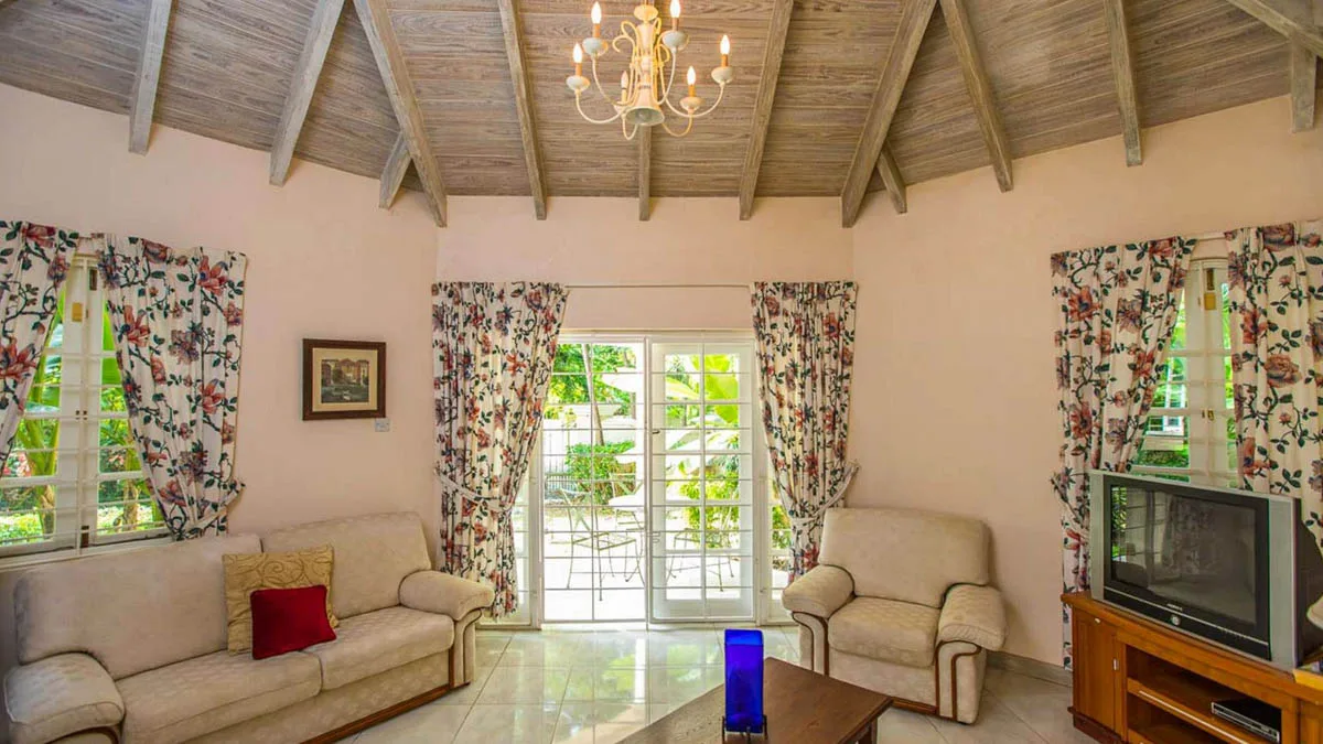 Sandy Lane Estate | Clemrose House & Cottage - Elegant Colonial-Style Residence, 6-bedroom villa for sale in St James, Barbados - photograph 5