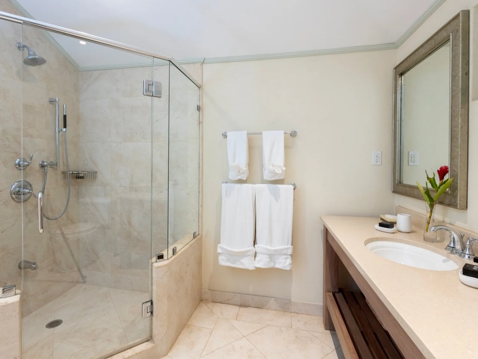 Half Moon - Sandy Lane Estate, 10-bedroom villa for rent in St James, Barbados - photograph 12