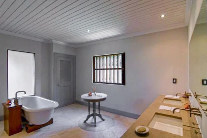 Oceanview Six Bedroom Residence, 6-bedroom villa for sale in Bequia, St Vincent & The Grenadines - photograph 9