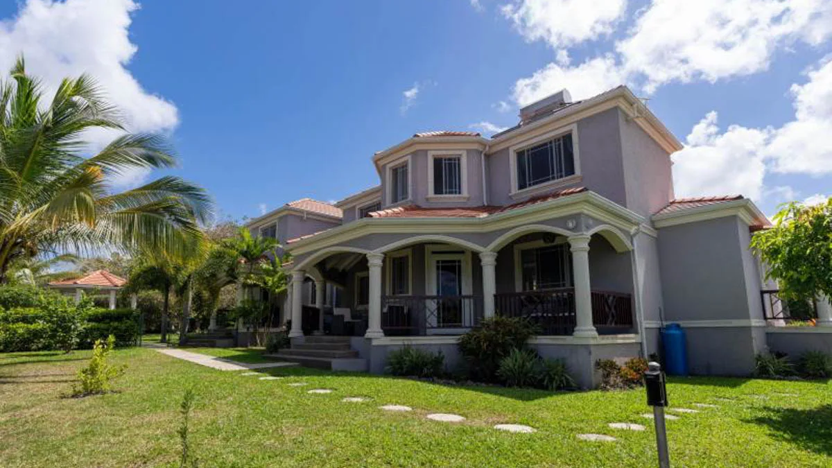 Halls Villa | West Coast Refined Residence, 4-bedroom villa for sale in St James, Barbados - photograph 3