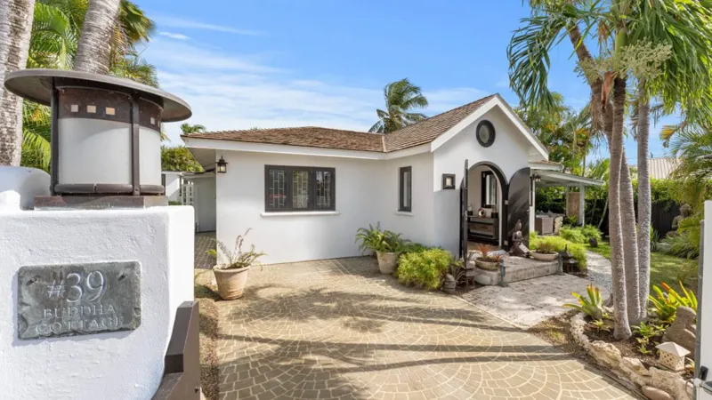 Buddha Cottage 39, photograph 6