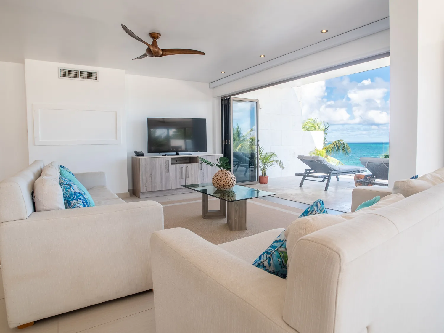Hodges Bay - Penthouse 3301, 4-bedroom villa for sale in St John, Antigua & Barbuda - photograph 11