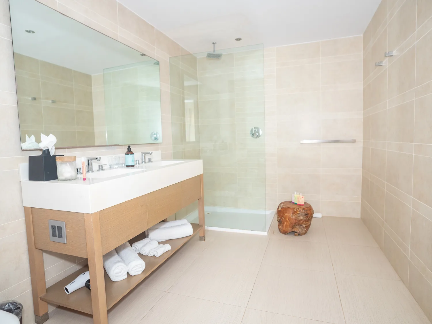 Hodges Bay - Penthouse 3301, 4-bedroom villa for sale in St John, Antigua & Barbuda - photograph 30