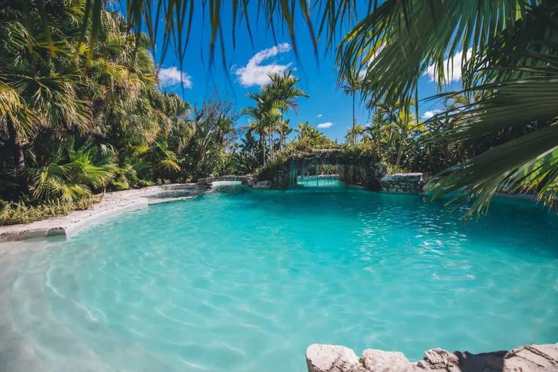Sea-to-Sea Villa, 6-bedroom villa for sale in Paradise Island, Bahamas - photograph 3