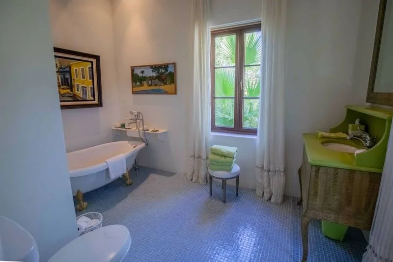 Sea-to-Sea Villa, 6-bedroom villa for sale in Paradise Island, Bahamas - photograph 12