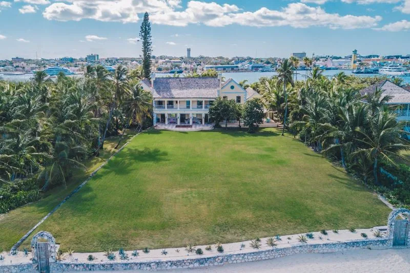 Sea-to-Sea Villa, 6-bedroom villa for sale in Paradise Island, Bahamas - photograph 21