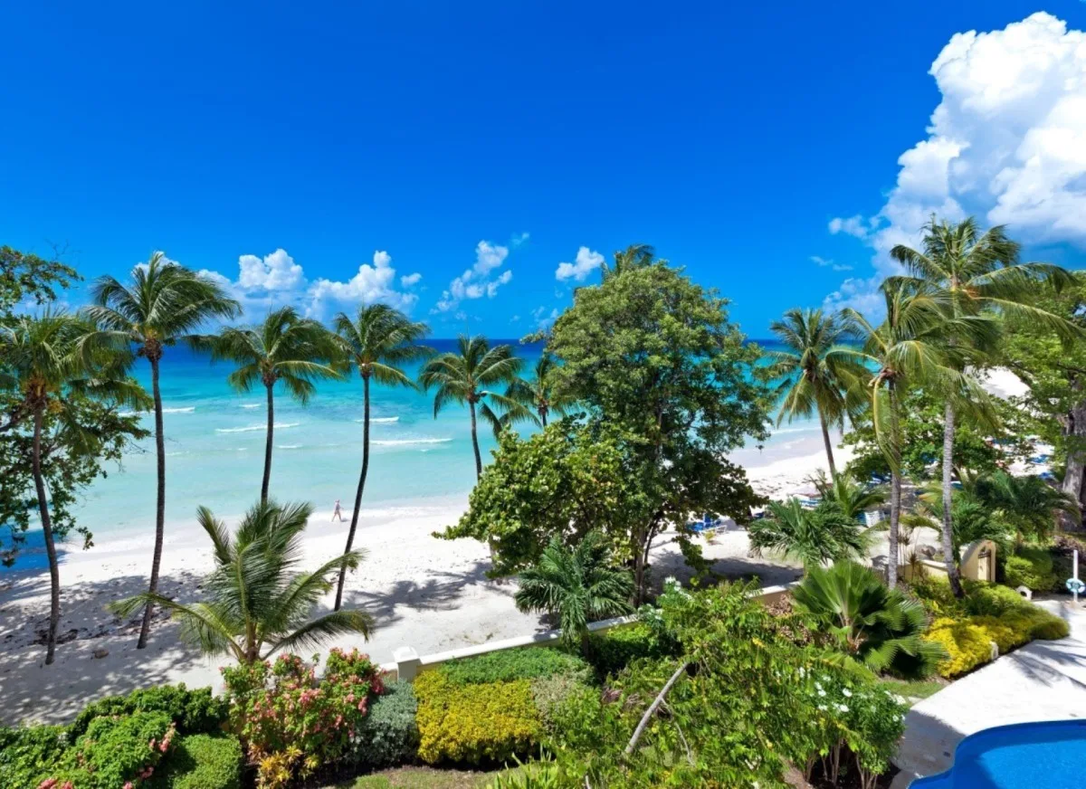 Sapphire Beach No 403 - Dover Beach, 2-bedroom apartment for rent in Christ Church, Barbados - photograph 5