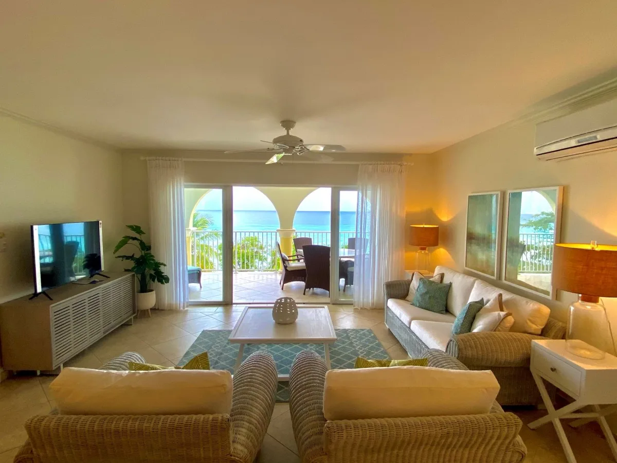 Sapphire Beach No 403 - Dover Beach, 2-bedroom apartment for rent in Christ Church, Barbados - photograph 15