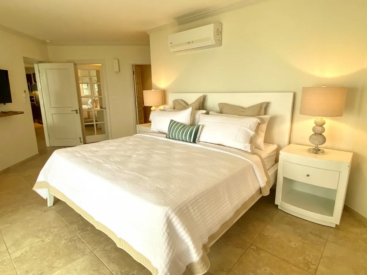 Sapphire Beach No 403 - Dover Beach, 2-bedroom apartment for rent in Christ Church, Barbados - photograph 20