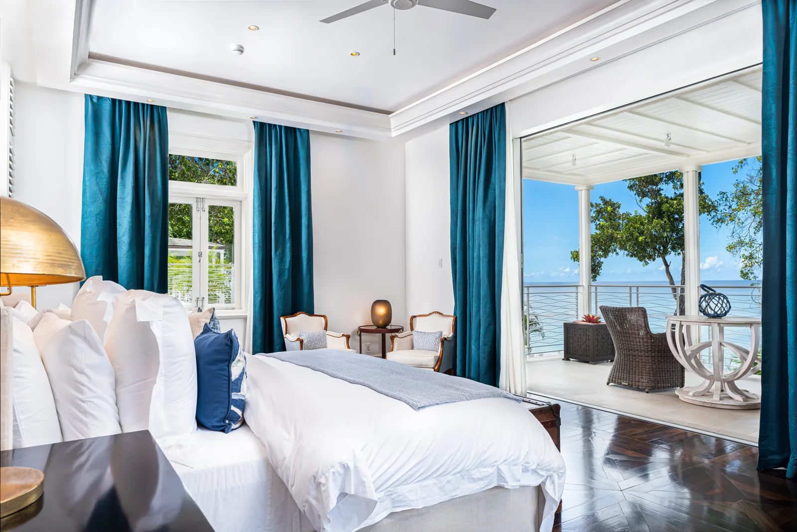 Villa Tamarindo | Iconic Beachfront Retreat, 5-bedroom villa for rent in St James, Barbados - photograph 11