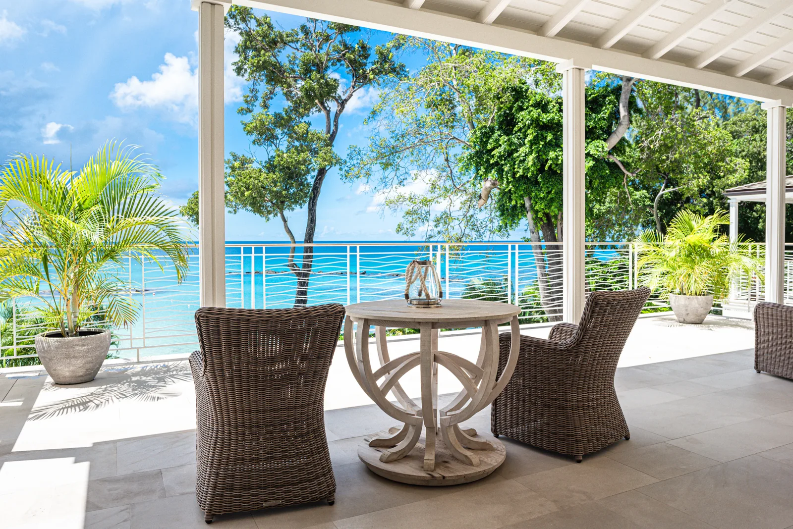 Villa Tamarindo | Iconic Beachfront Retreat, 5-bedroom villa for rent in St James, Barbados - photograph 12