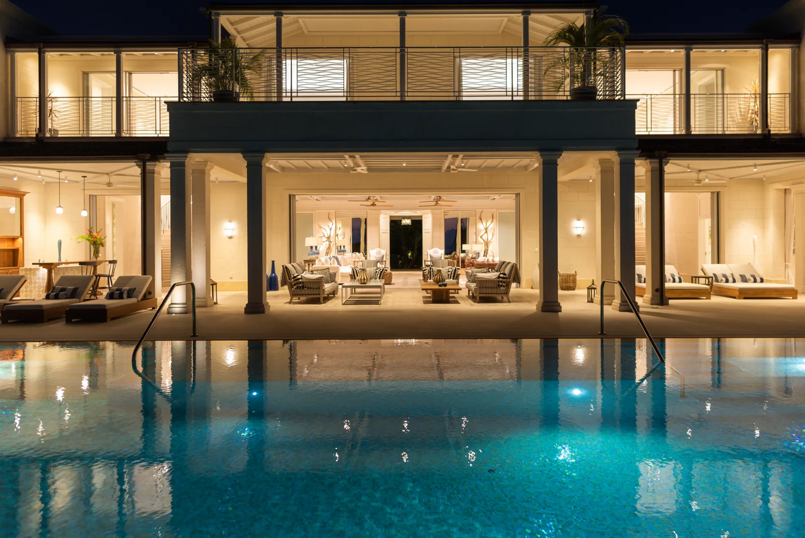 Villa Tamarindo | Iconic Beachfront Retreat, 5-bedroom villa for rent in St James, Barbados - photograph 23