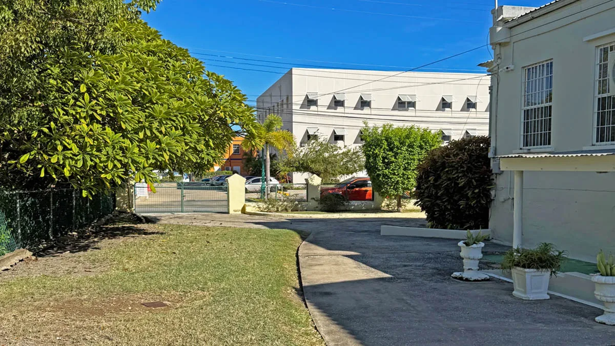 Roseneath Balmoral Gap | Long-Term Rental 1-Bedroom House in Hastings, 1-bedroom villa for rent in Christ Church, Barbados - photograph 11