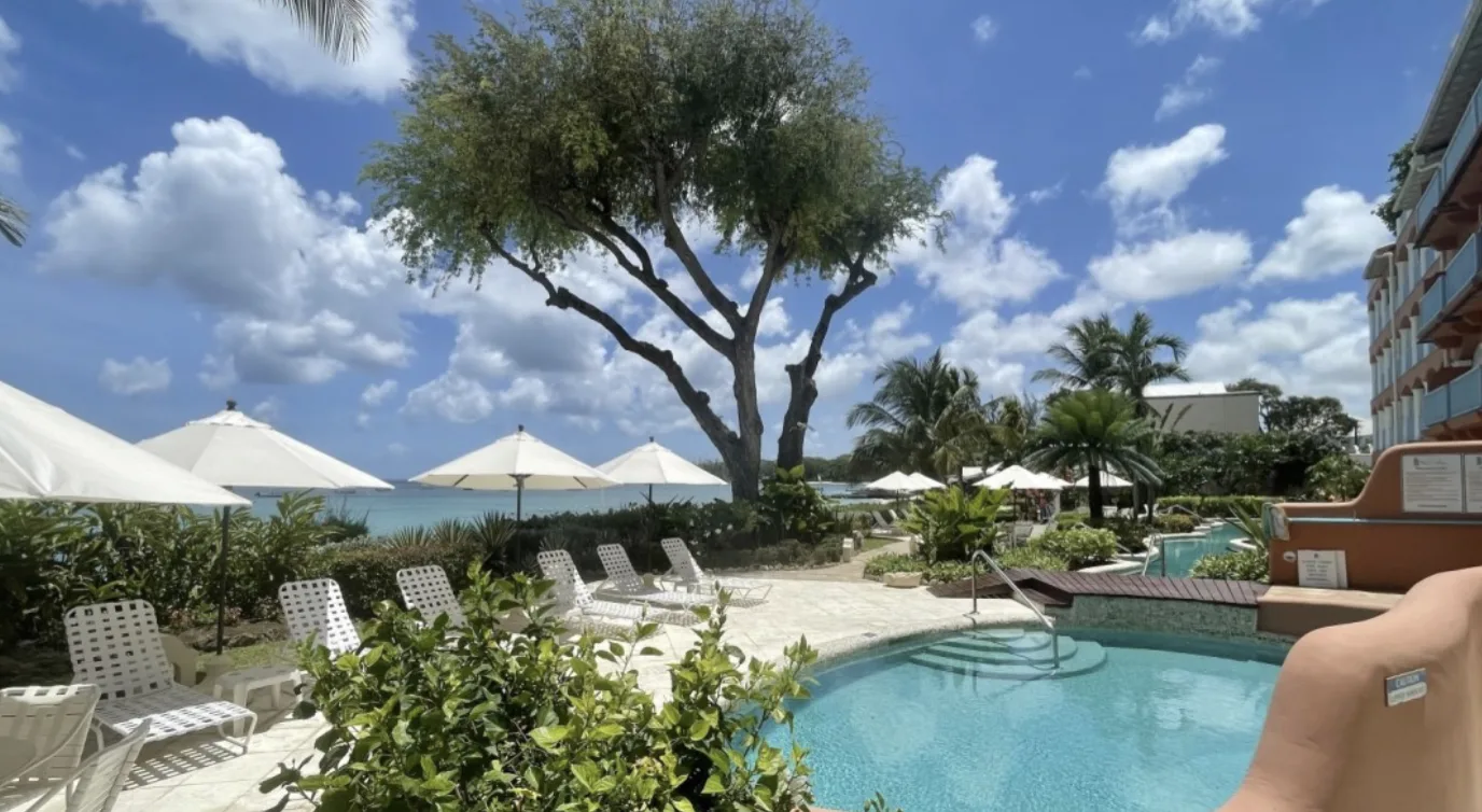 Villas on the Beach 101 - Holetown, 2-bedroom villa for rent in St James, Barbados - photograph 2