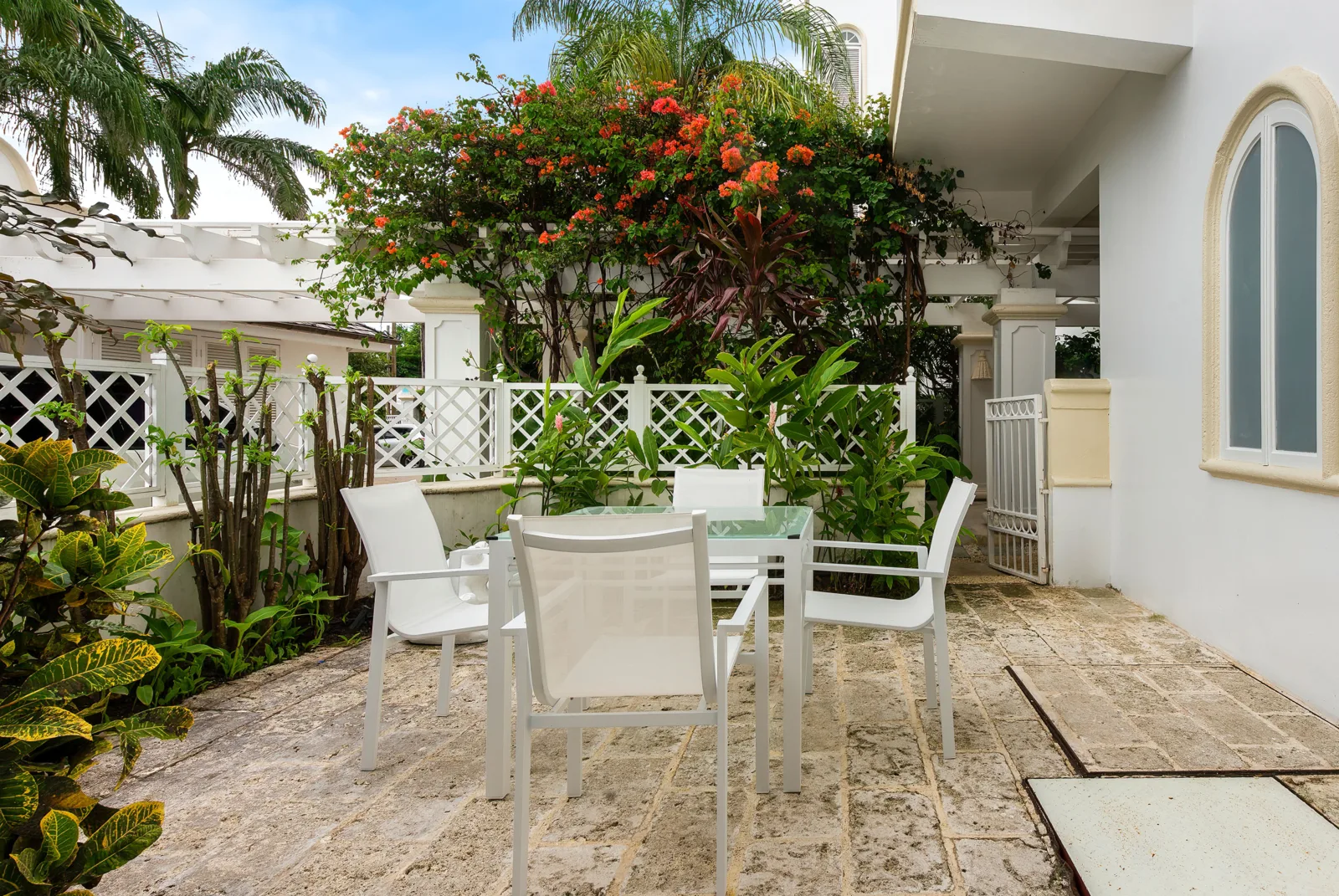 Sundance, Old Trees 3 - Paynes Bay Beach, 2-bedroom apartment for rent in St James, Barbados - photograph 15