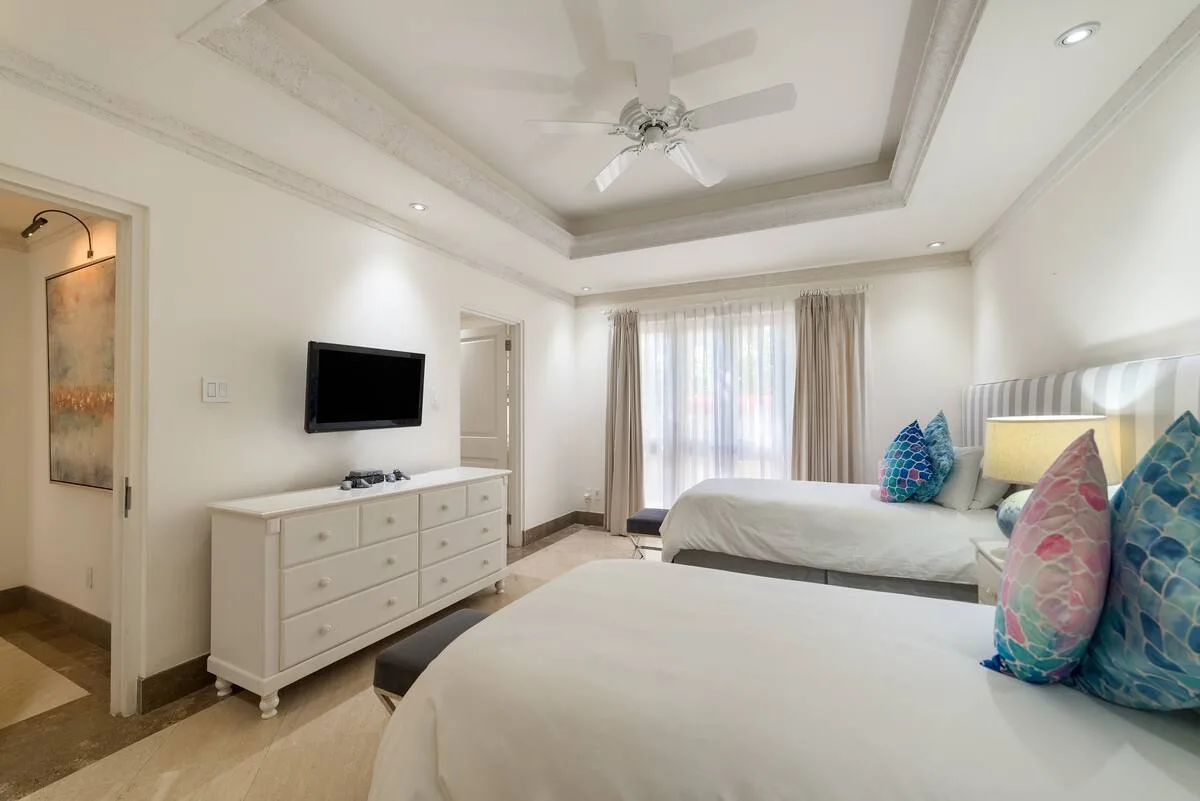Smugglers Cove No.2, 3-bedroom villa for rent in St James, Barbados - photograph 16