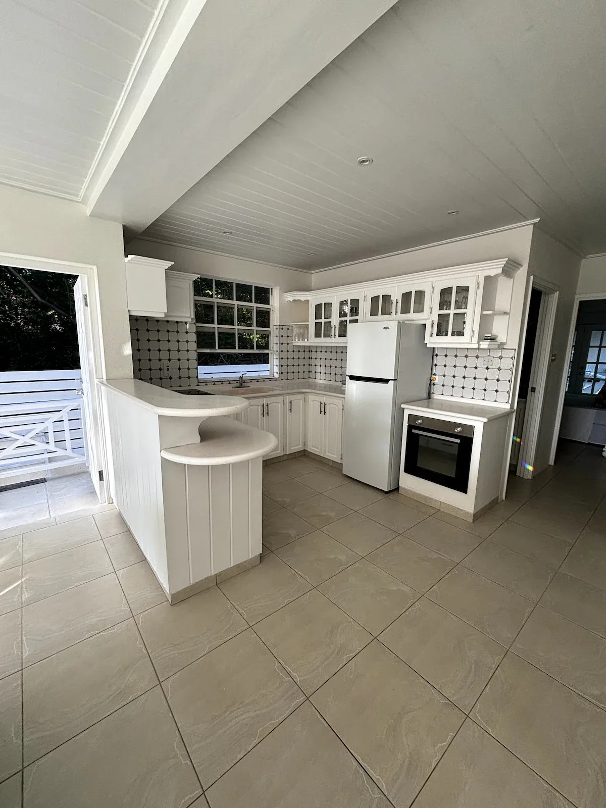 Coral Cove Retreat - Mullins Beach House, 2-bedroom apartment for rent in St Peter, Barbados - photograph 2