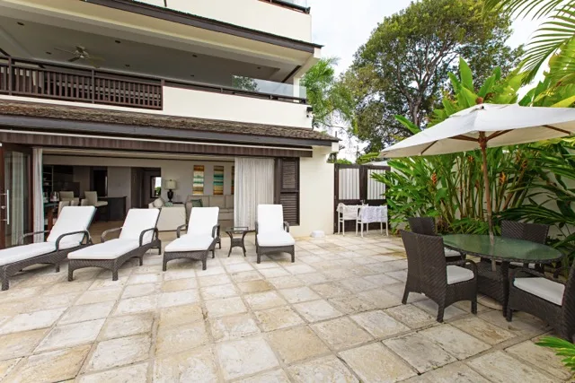Coral Cove 1 - Paynes Bay Beach, 2-bedroom apartment for rent in St James, Barbados - photograph 8