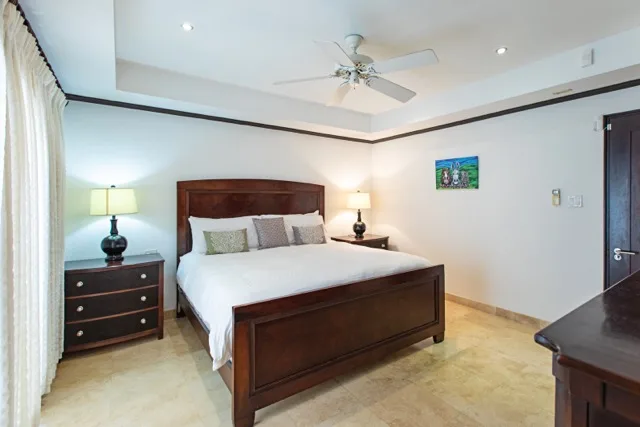 Coral Cove 1 - Paynes Bay Beach, 2-bedroom apartment for rent in St James, Barbados - photograph 22
