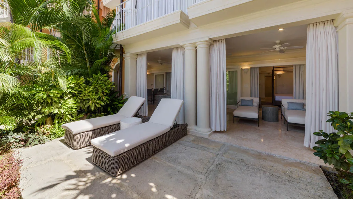 St Peter's Bay 106 | Luxurious Beachfront Residence, 3-bedroom apartment for rent in St Peter, Barbados - photograph 4