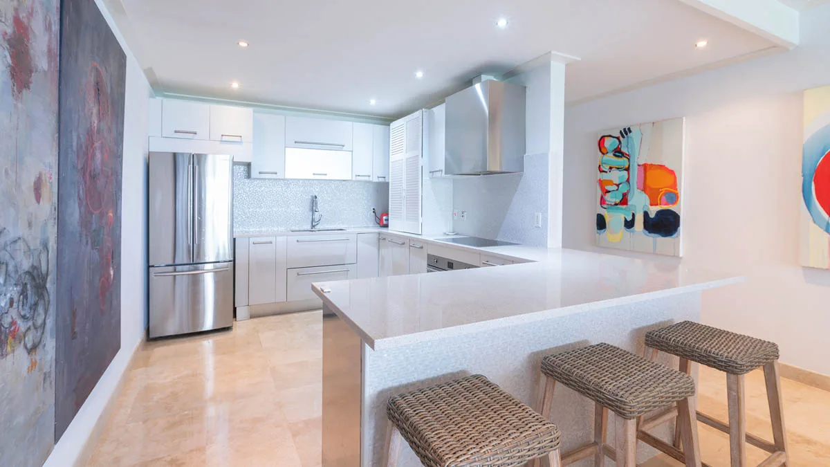 Coral Cove 10 | Exceptional Beachfront Residence, 3-bedroom apartment for sale in St James, Barbados - photograph 9
