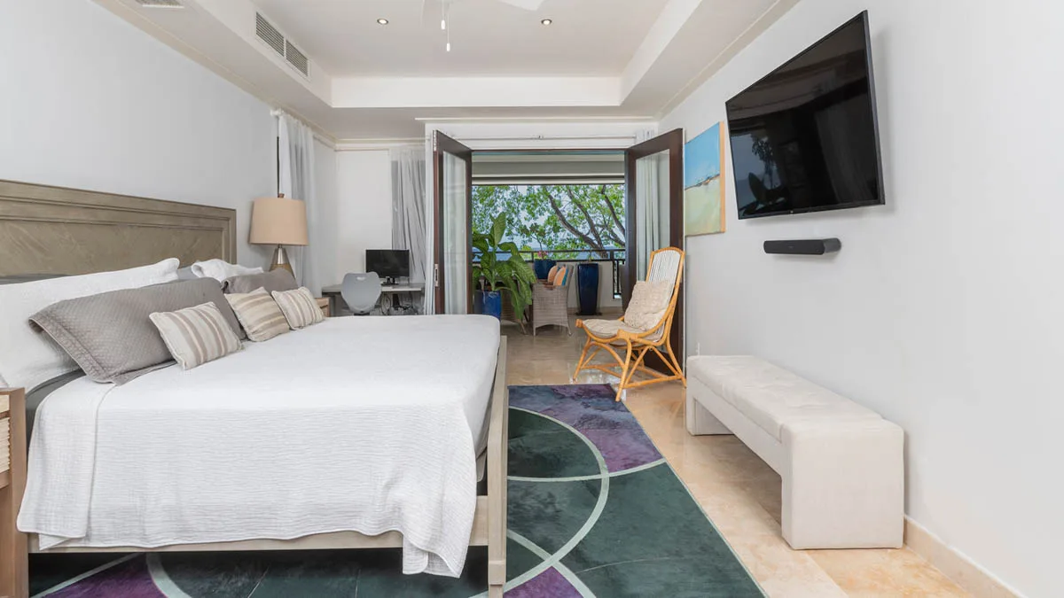 Coral Cove 10 | Exceptional Beachfront Residence, 3-bedroom apartment for sale in St James, Barbados - photograph 10