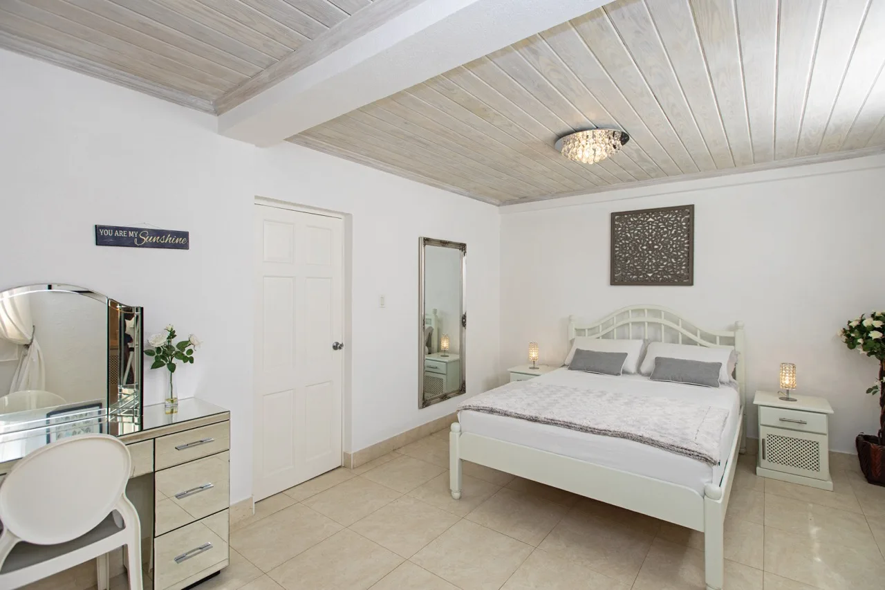 Nevis Villa - Heywoods, 3-bedroom villa for rent in St Philip, Barbados