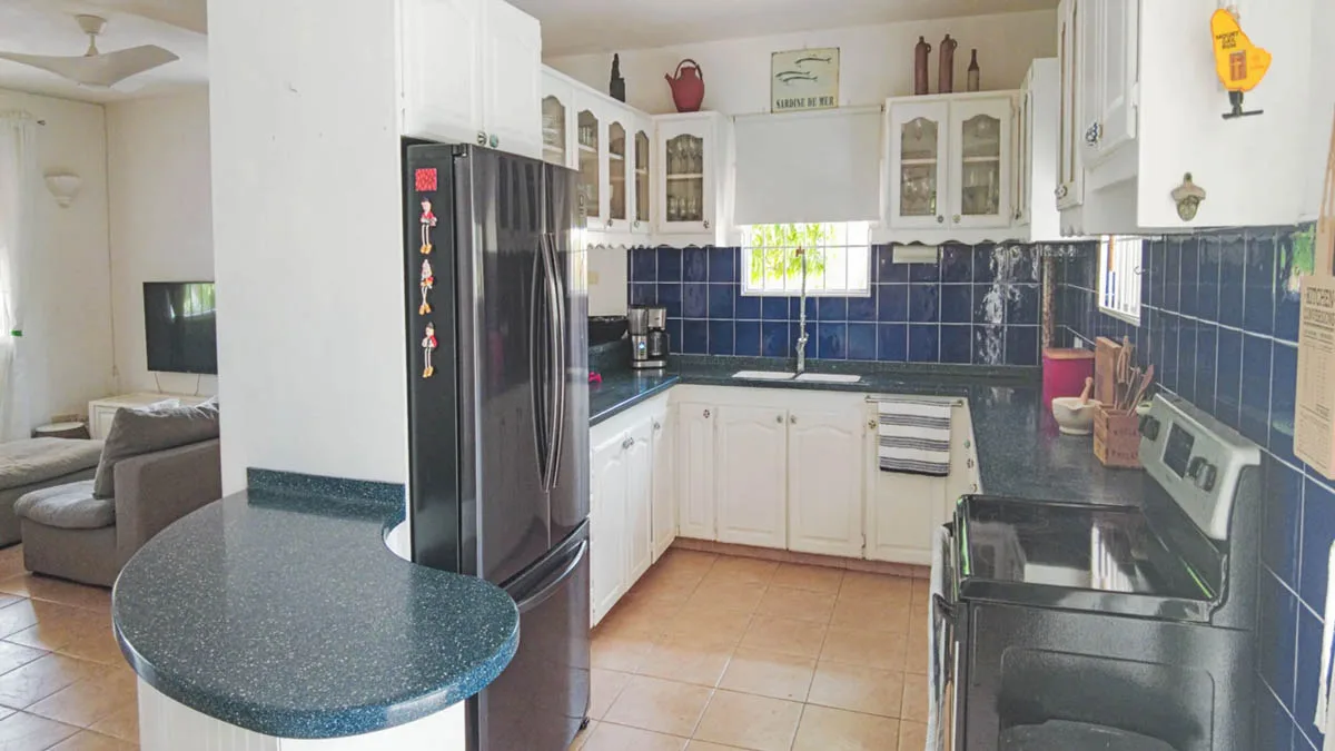 Lime Villa | Spacious Family Home, 4-bedroom villa for rent in St James, Barbados - photograph 6