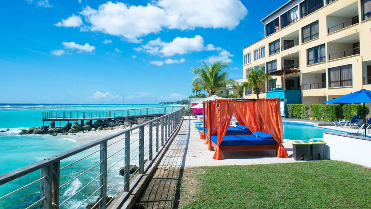 St Lawrence Beach Condos | Penthouse 16 - Luxury Beachfront Apartment, 3-bedroom apartment for sale in Christ Church, Barbados - photograph 24