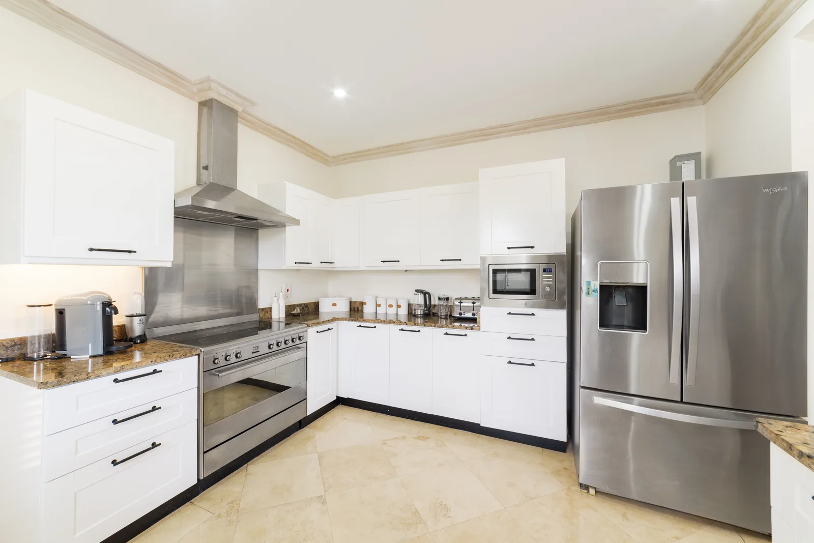 Sugar Hill - Half Way Tree, 5-bedroom villa for rent in St James, Barbados - photograph 12