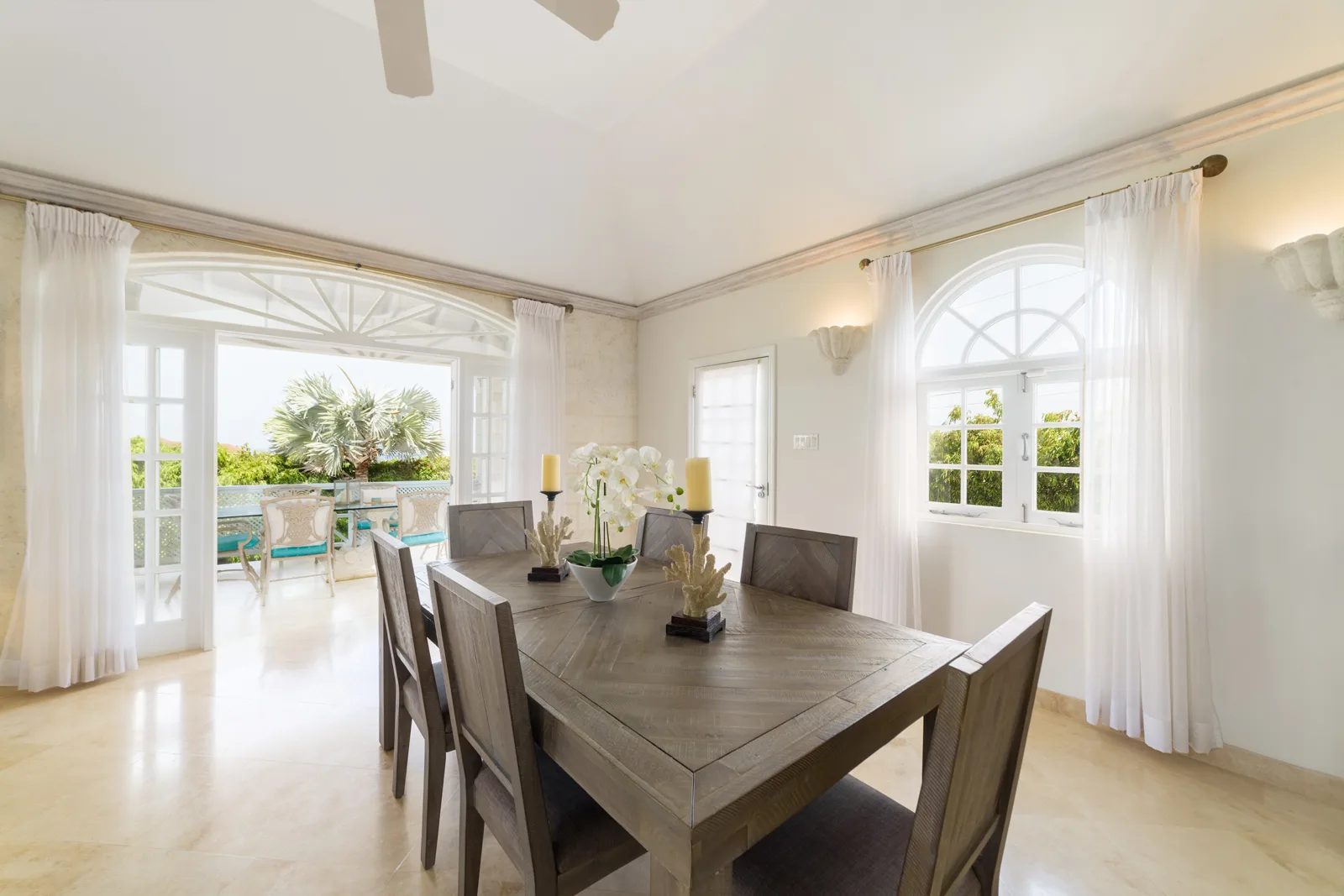 Sugar Hill - Half Way Tree, 5-bedroom villa for rent in St James, Barbados - photograph 13