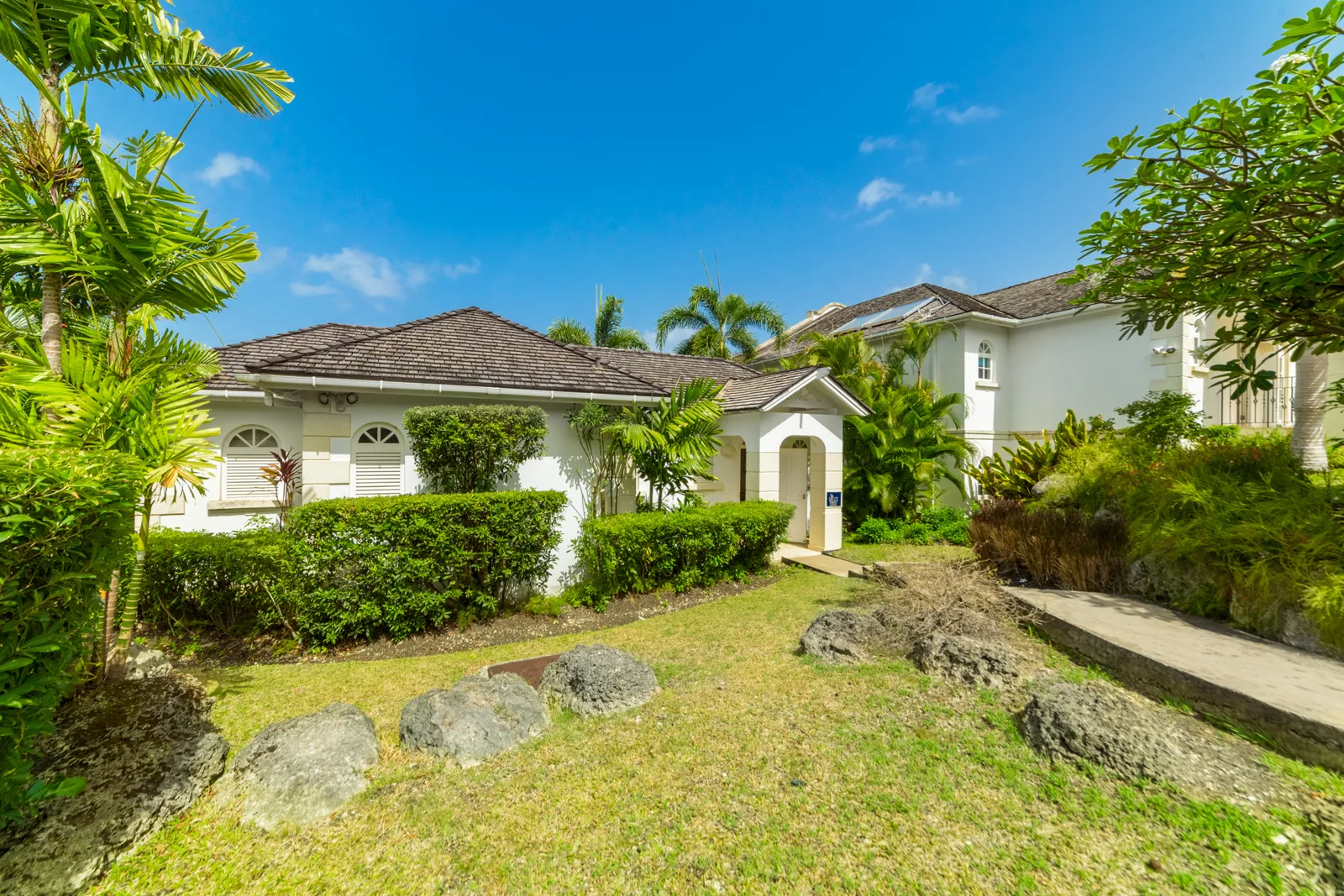 Sugar Hill - Half Way Tree, 5-bedroom villa for rent in St James, Barbados - photograph 2