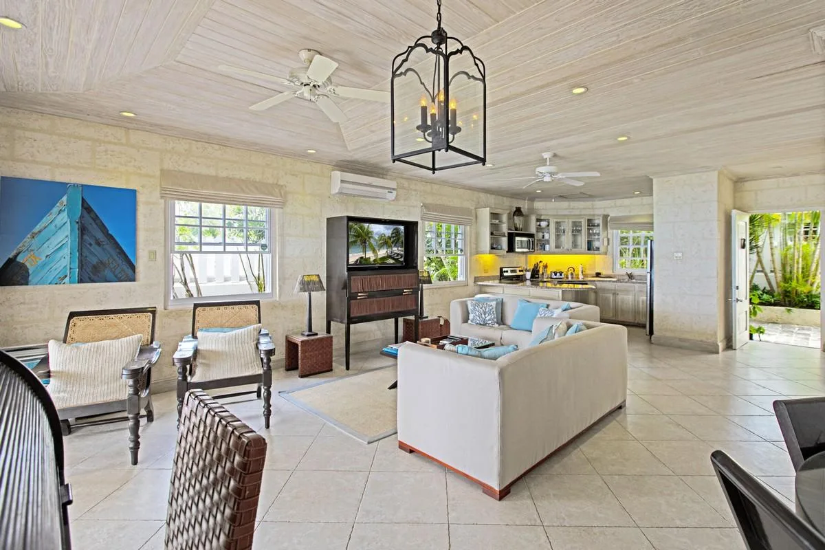 Radwood Beach House 2 - Fitts Village, 3-bedroom villa for rent in St James, Barbados - photograph 11