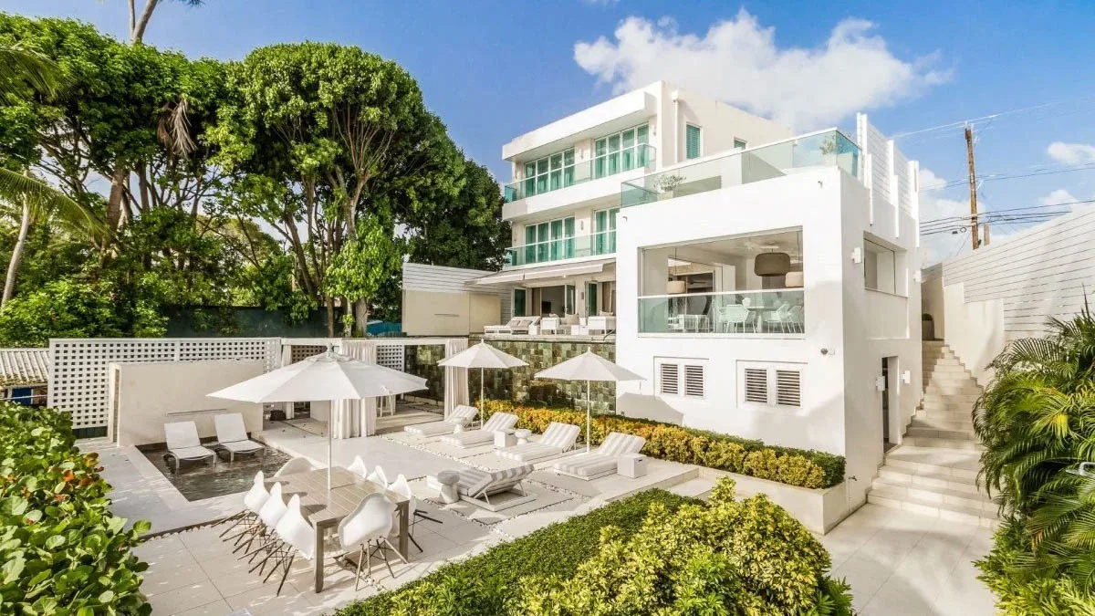 Footprints Beachfront Villa | Refined Caribbean Living, 5-bedroom villa for sale in St James, Barbados - photograph 29