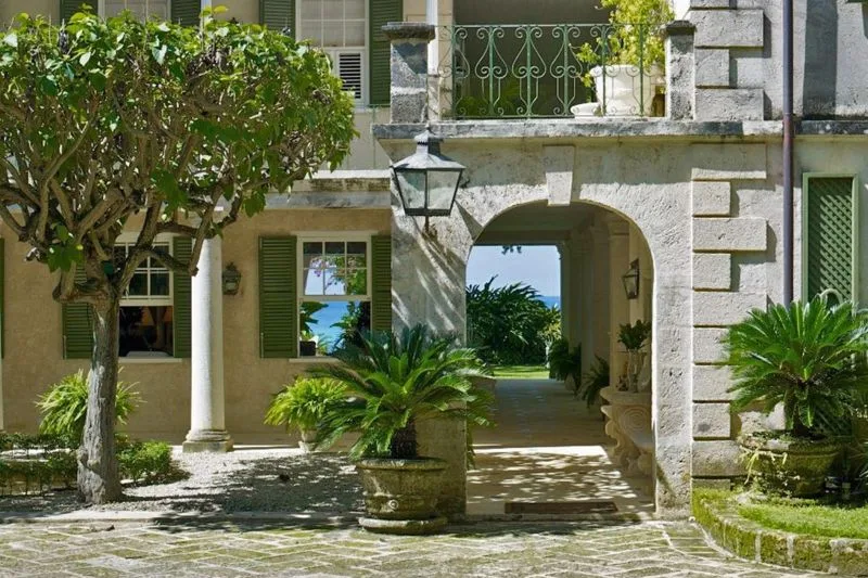 Mango Bay Villa, 7-bedroom villa for rent in St James, Barbados - photograph 3