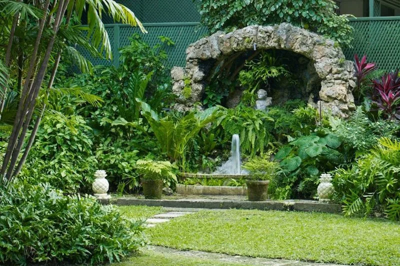 Mango Bay Villa, 7-bedroom villa for rent in St James, Barbados - photograph 9