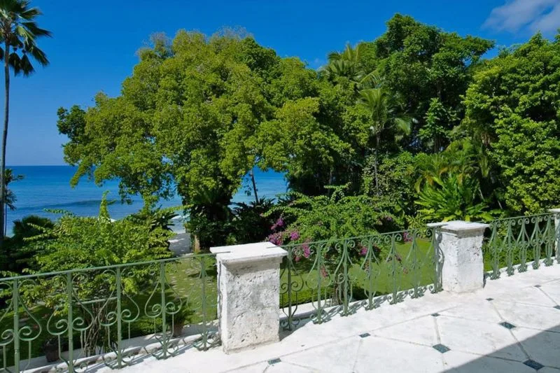 Mango Bay Villa, 7-bedroom villa for rent in St James, Barbados - photograph 18