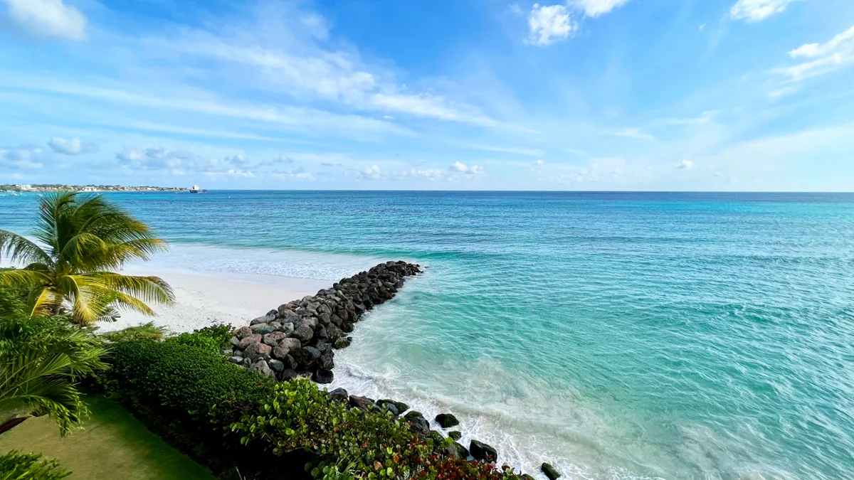 Sandy Hook Beachfront Apartment, 3-bedroom apartment for sale in Christ Church, Barbados - photograph 3