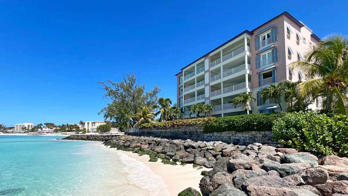 Sandy Hook Beachfront Apartment, 3-bedroom apartment for sale in Christ Church, Barbados - photograph 4