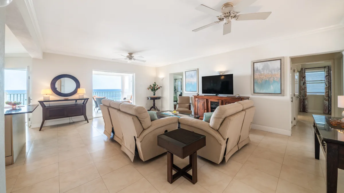 Sandy Hook Beachfront Apartment, 3-bedroom apartment for sale in Christ Church, Barbados - photograph 5