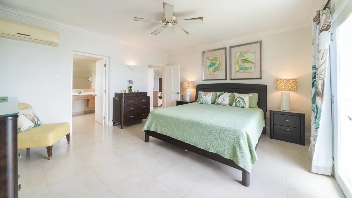 Sandy Hook Beachfront Apartment, 3-bedroom apartment for sale in Christ Church, Barbados - photograph 17