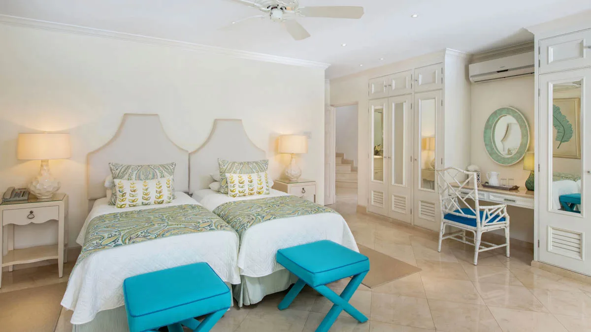 St Helena | Iconic Beachfront Holiday Villa, 8-bedroom villa for rent in St James, Barbados - photograph 20
