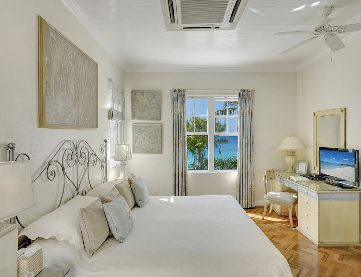 New Mansion - Paynes Bay, 4-bedroom villa for rent in St James, Barbados - photograph 6