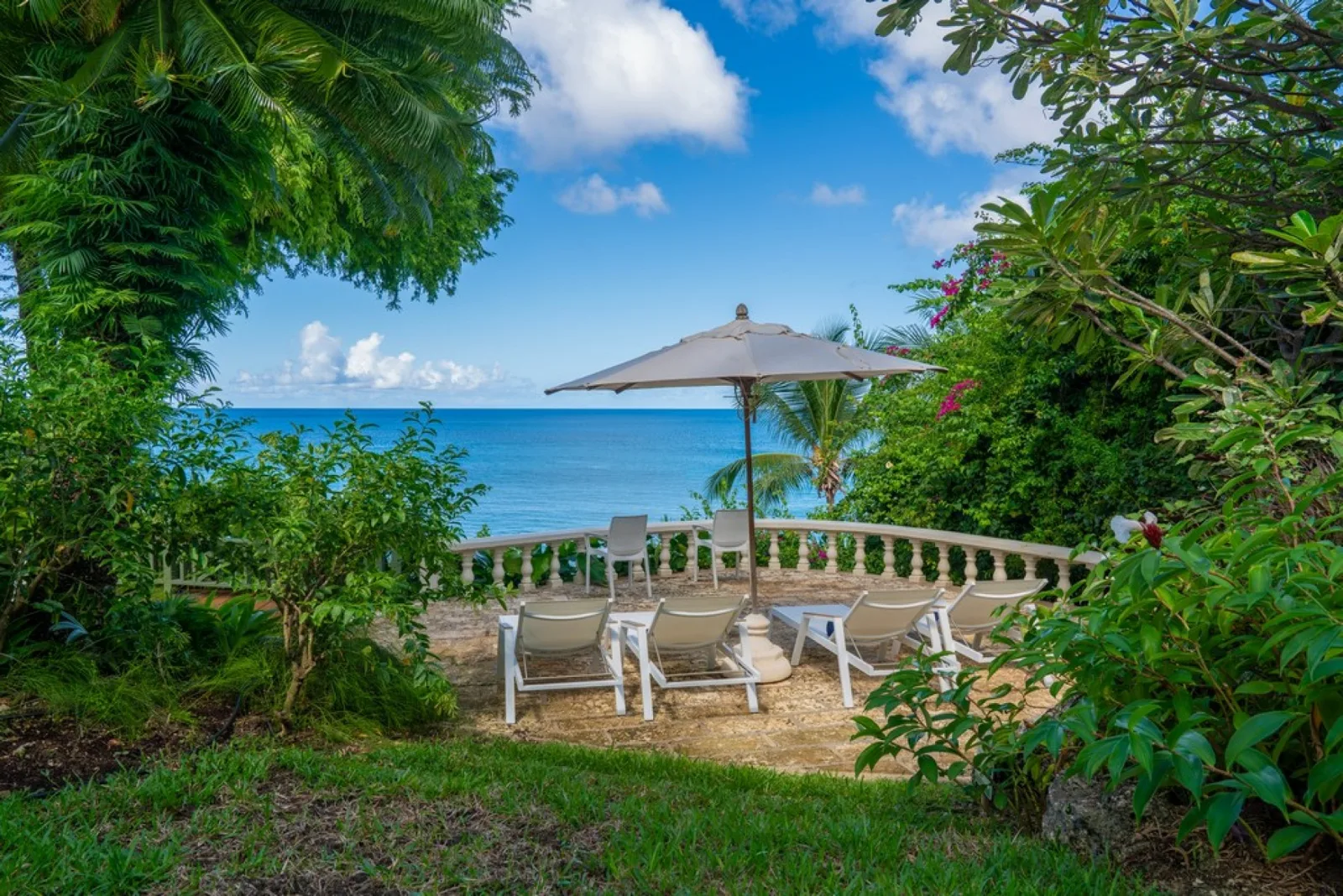 Secret Cove 2 | Caribbean Beach House Vacation in Paynes Bay, 2-bedroom villa for rent in St James, Barbados - photograph 3