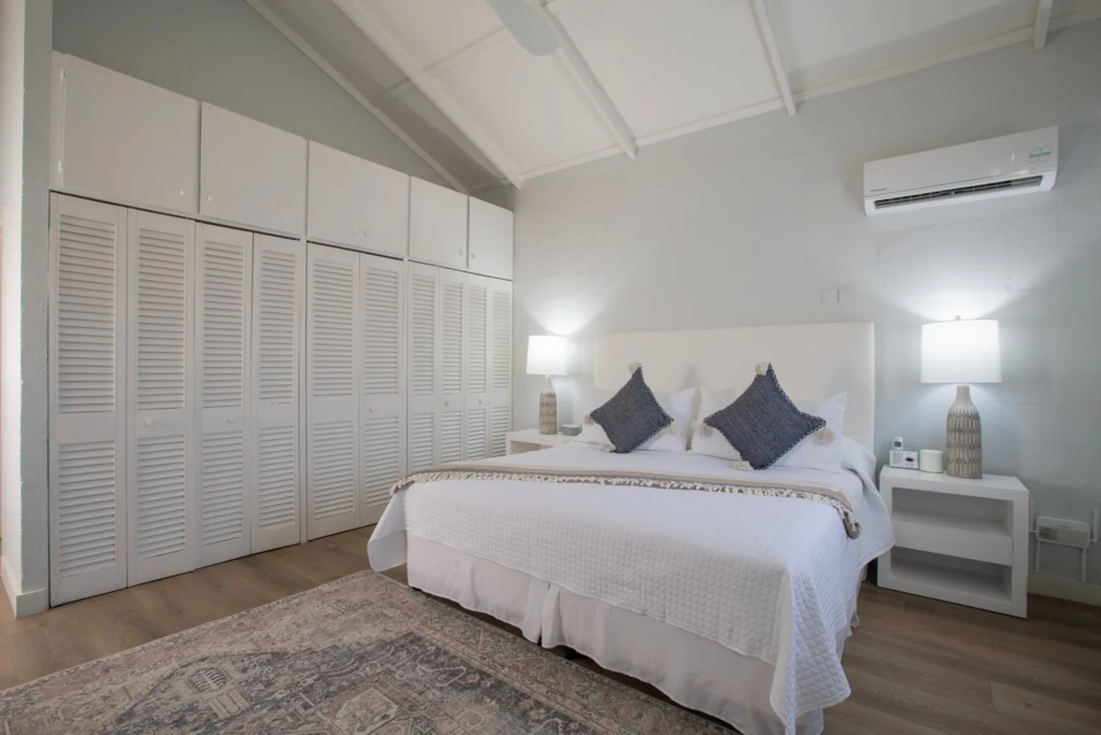 Secret Cove 2 | Caribbean Beach House Vacation in Paynes Bay, 2-bedroom villa for rent in St James, Barbados - photograph 17