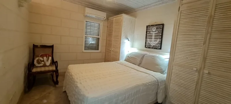 Cane Vale Beach House, 6-bedroom villa for rent in Oistins, Barbados - photograph 4